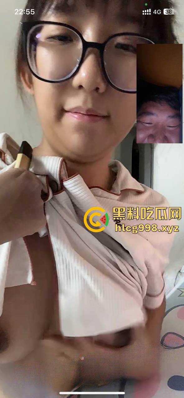 上海国企职工【舒涵雨】傍上司，渔网黑丝穿给上司看！男友出门就开房，出轨全程录屏留念！-6